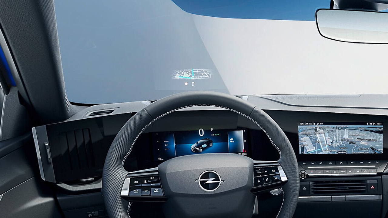 Opel Astra Sports Tourer Hybrid - Bezpečnost a asistenční systémy - Vylepšený head-up displej Opel Astra Sports Tourer Hybrid