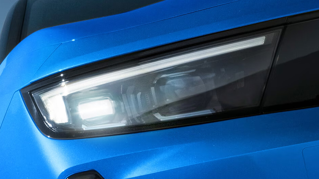 Opel Astra Sports Tourer Hybrid - Bezpečnost a asistenční systémy - Světlomety intellilux® pixel Opel Astra Sports Tourer Hybrid