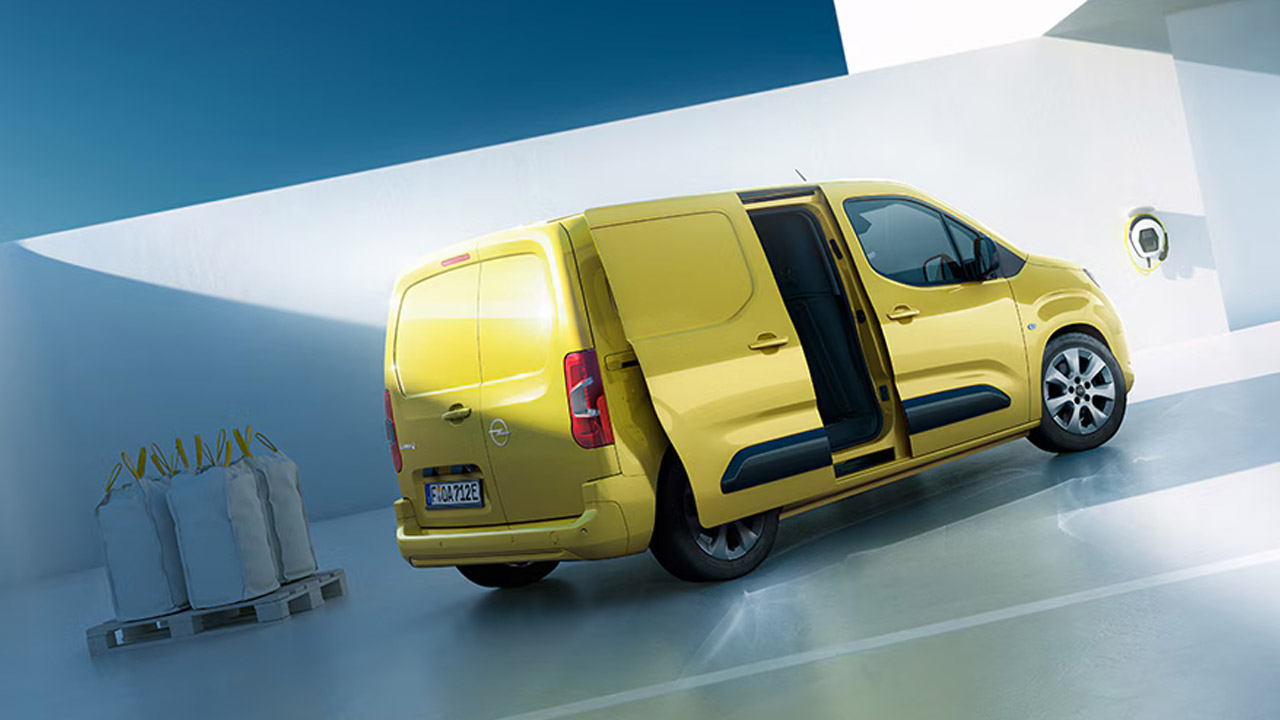 Opel Combo Electric Van - Design - LED denní svícení Opel Combo Electric Van