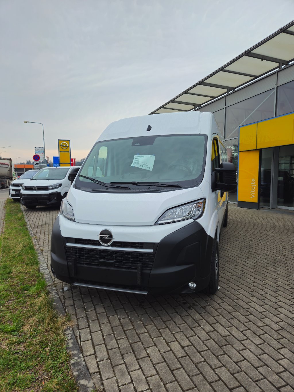 Opel Movano