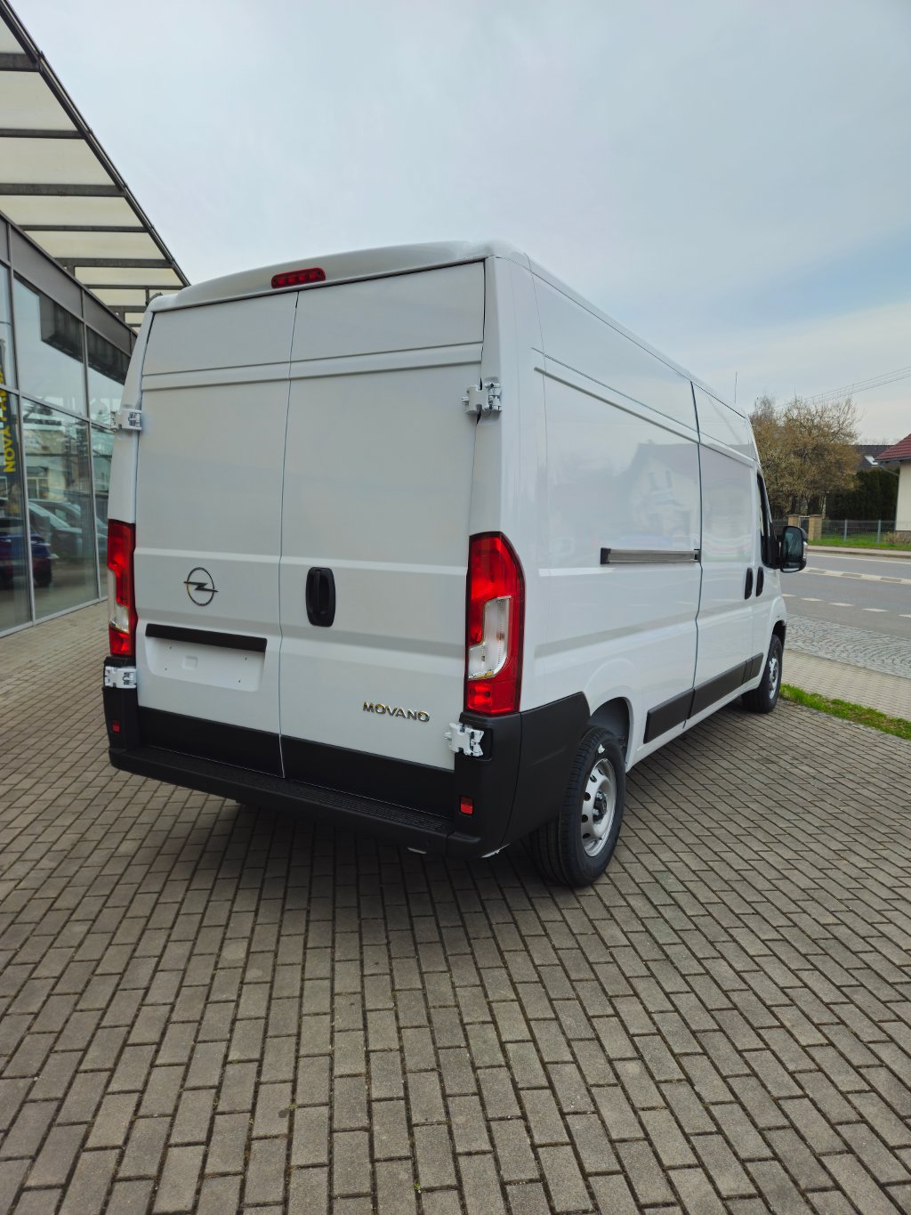 Opel Movano