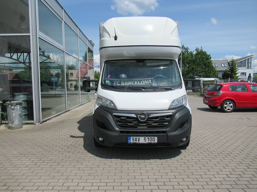 Opel Movano
