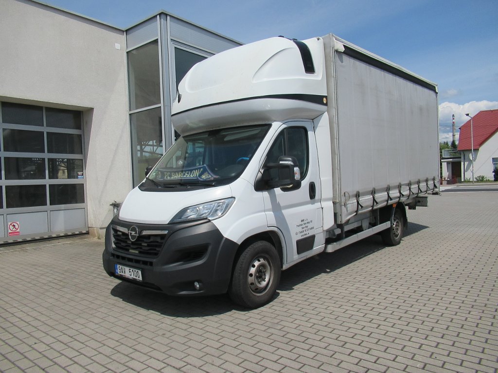 Opel Movano
